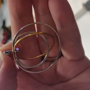 Silver spinning women earrings